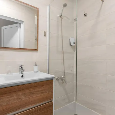 Bed & Breakfast 7a 3*